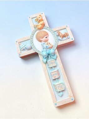 Vintage Precious Moments Jesus Loves Me Cross Plaque
